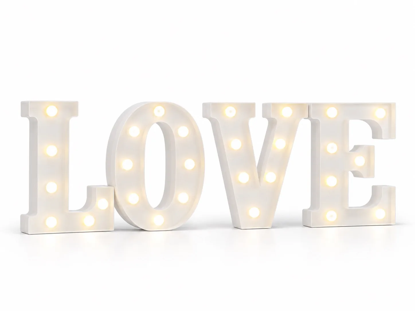 LED Buchstaben "LOVE"